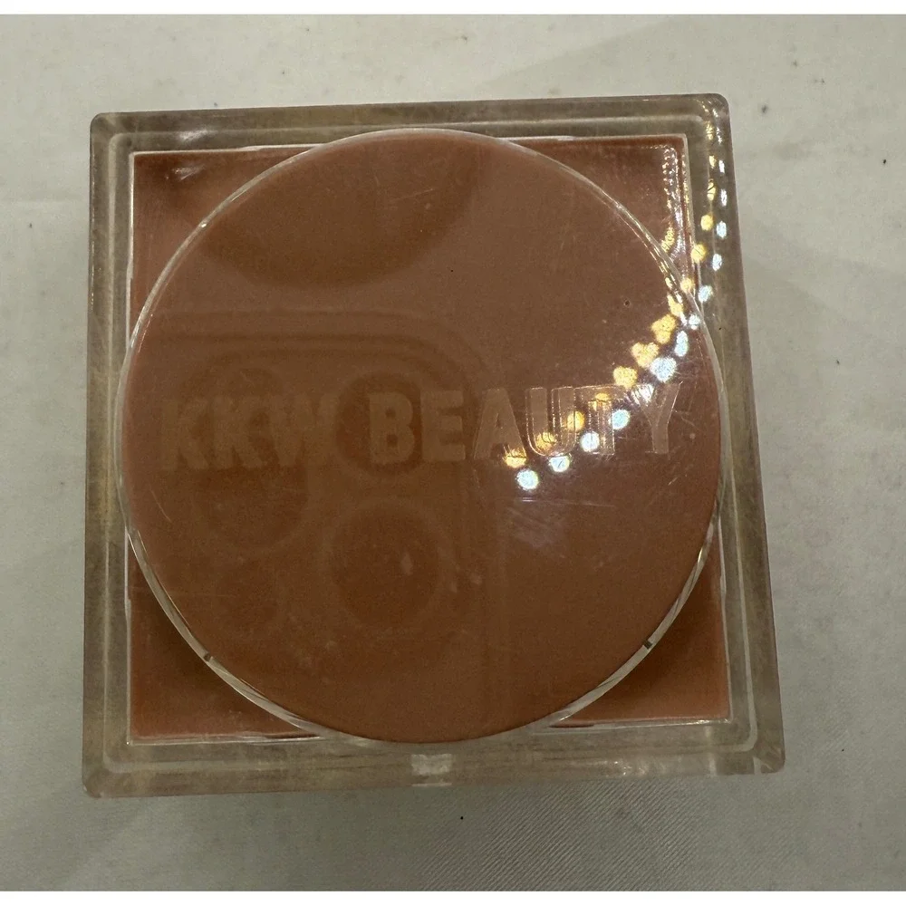 KKW Beauty Baking Powder Shade 3 Bake 0123 oz 350g Pressed Powder‎